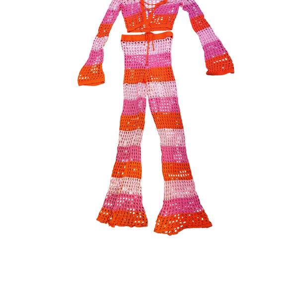 PrettyLittleThing Women’s 70s-Inspired Crochet Two-Piece Set Size XS - Picture 4 of 7